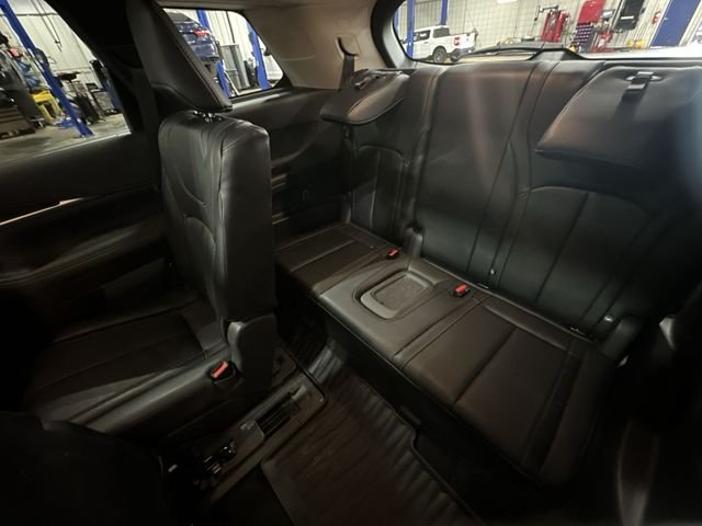 Used 2023 Black INFINITI Sensory image 31