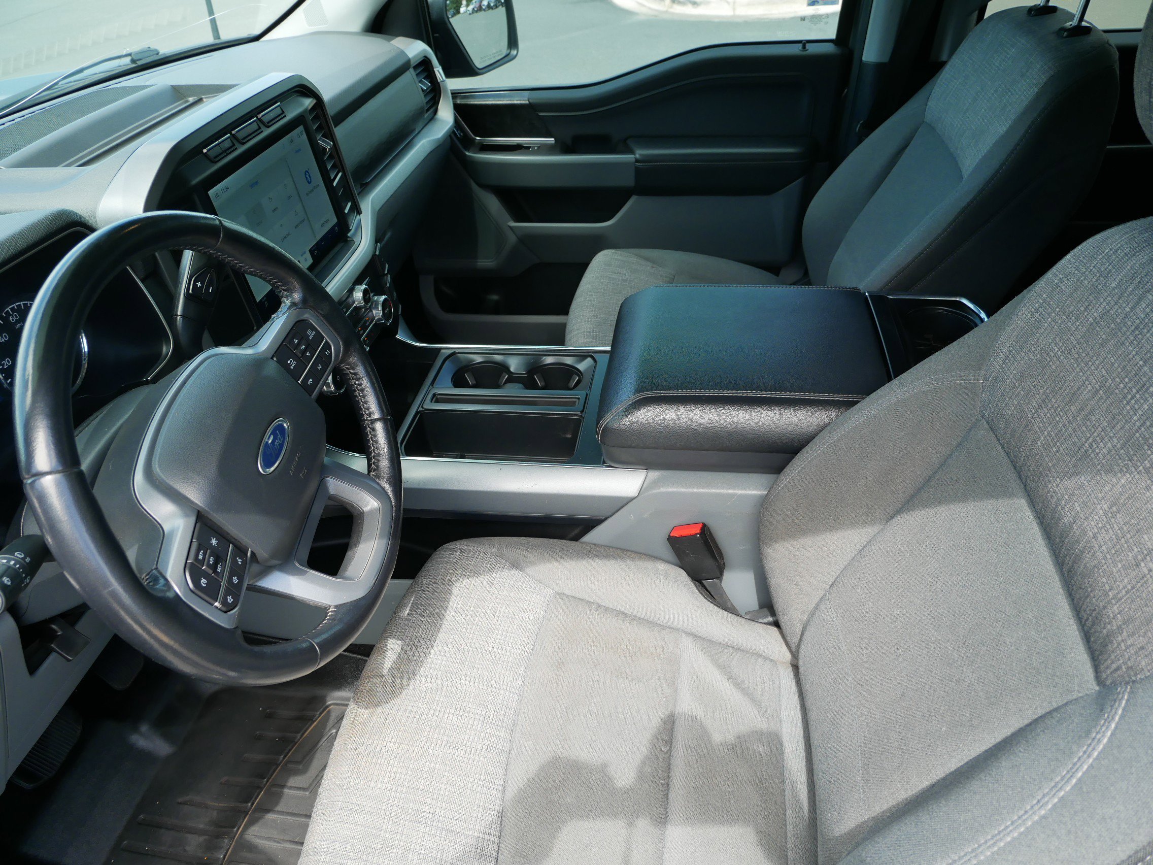 Used 2022 Gray Ford XLT image 11