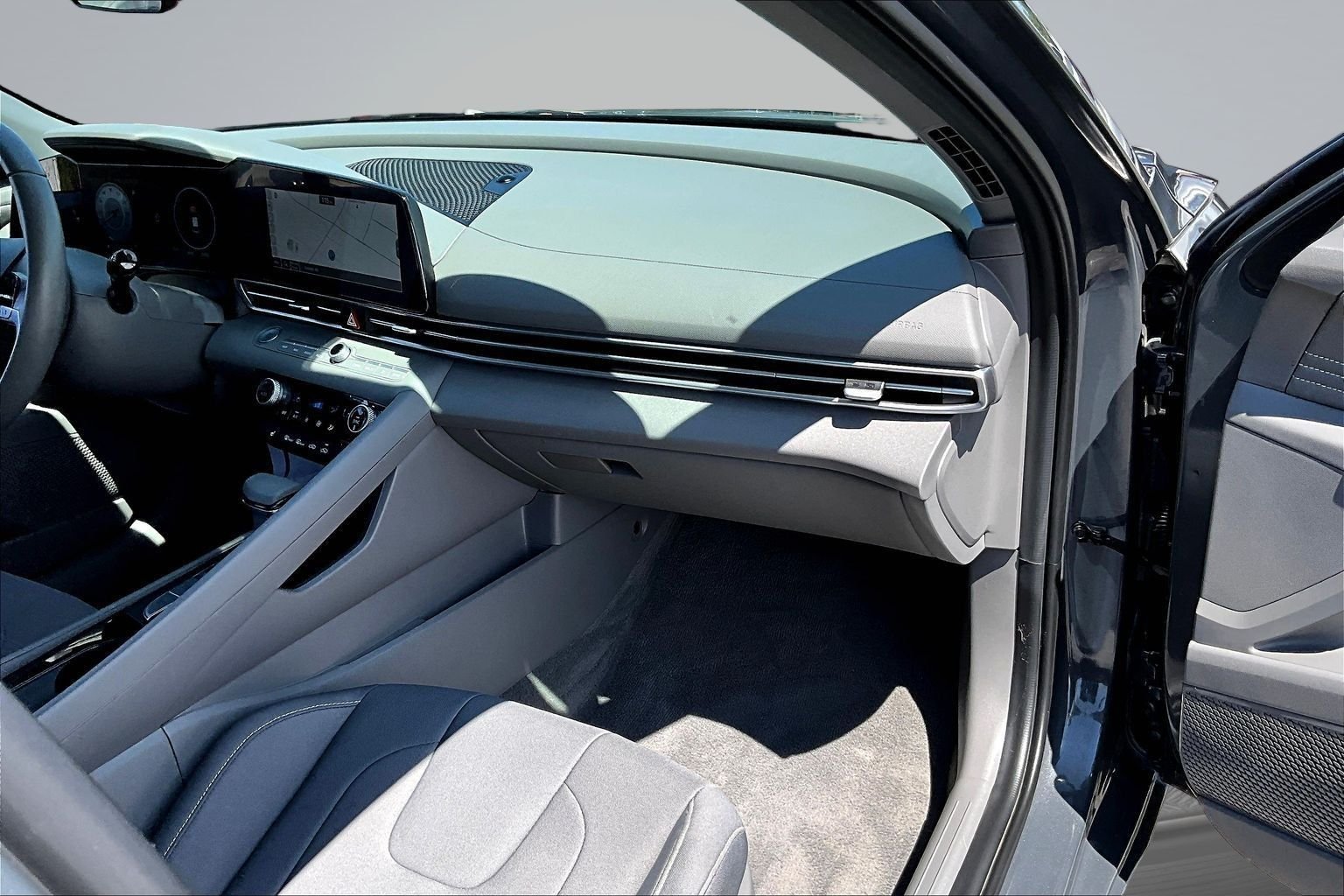 Used 2023 Gray Hyundai SEL image 22