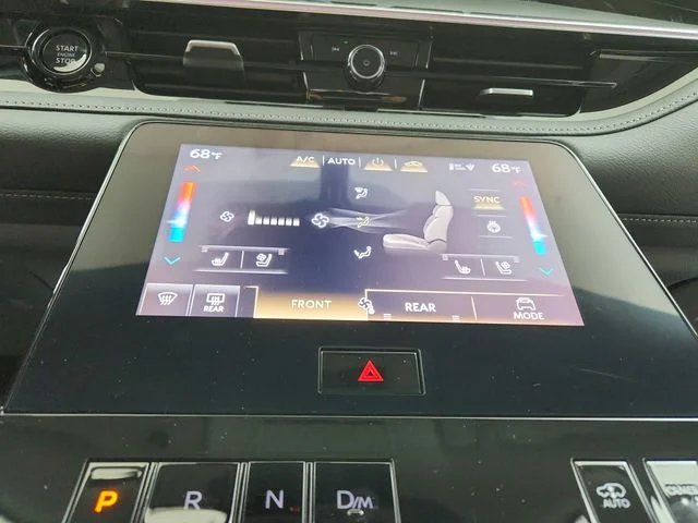Used 2025  INFINITI SENSORY image 35