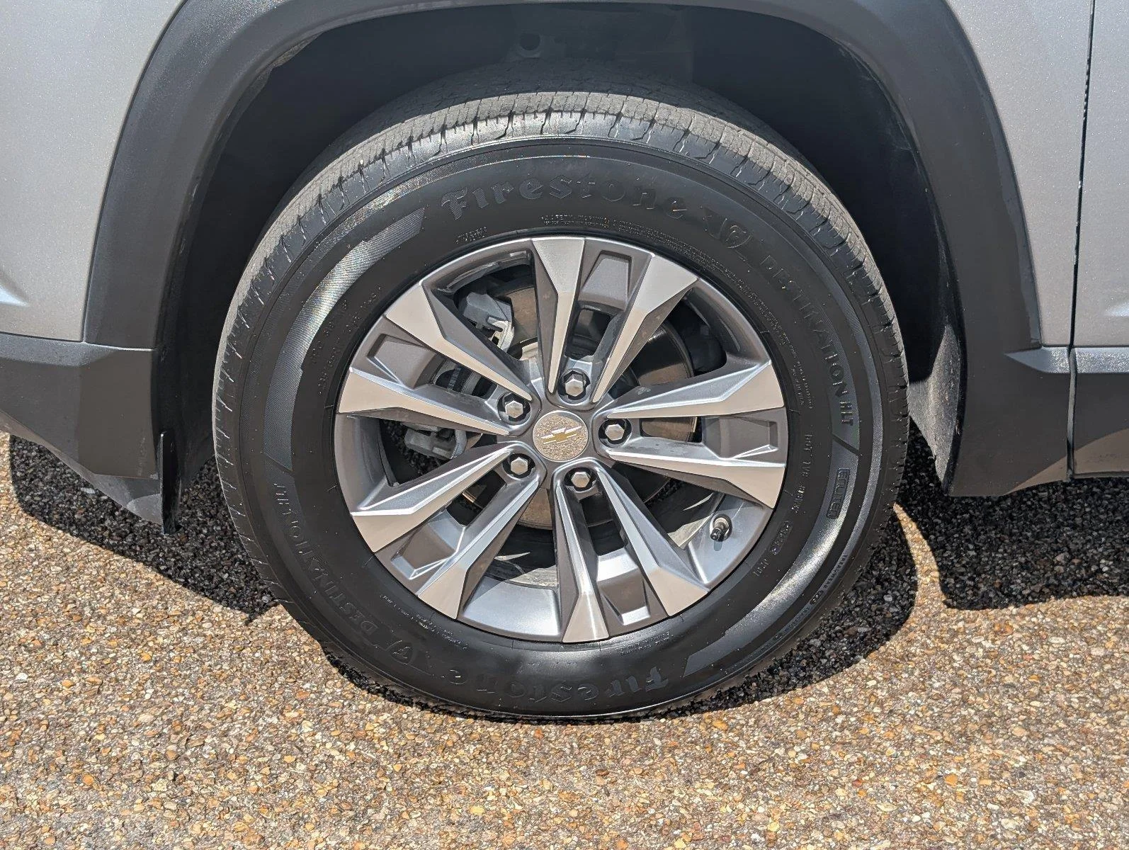 Used 2025 Sterling Gray Metallic Chevrolet LT image 9