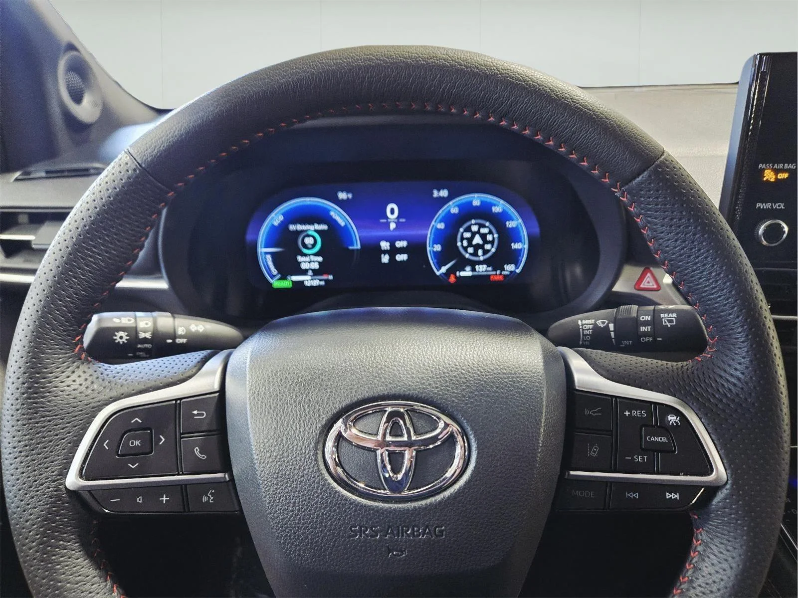 Used 2026 Ice Cap Toyota XSE image 19