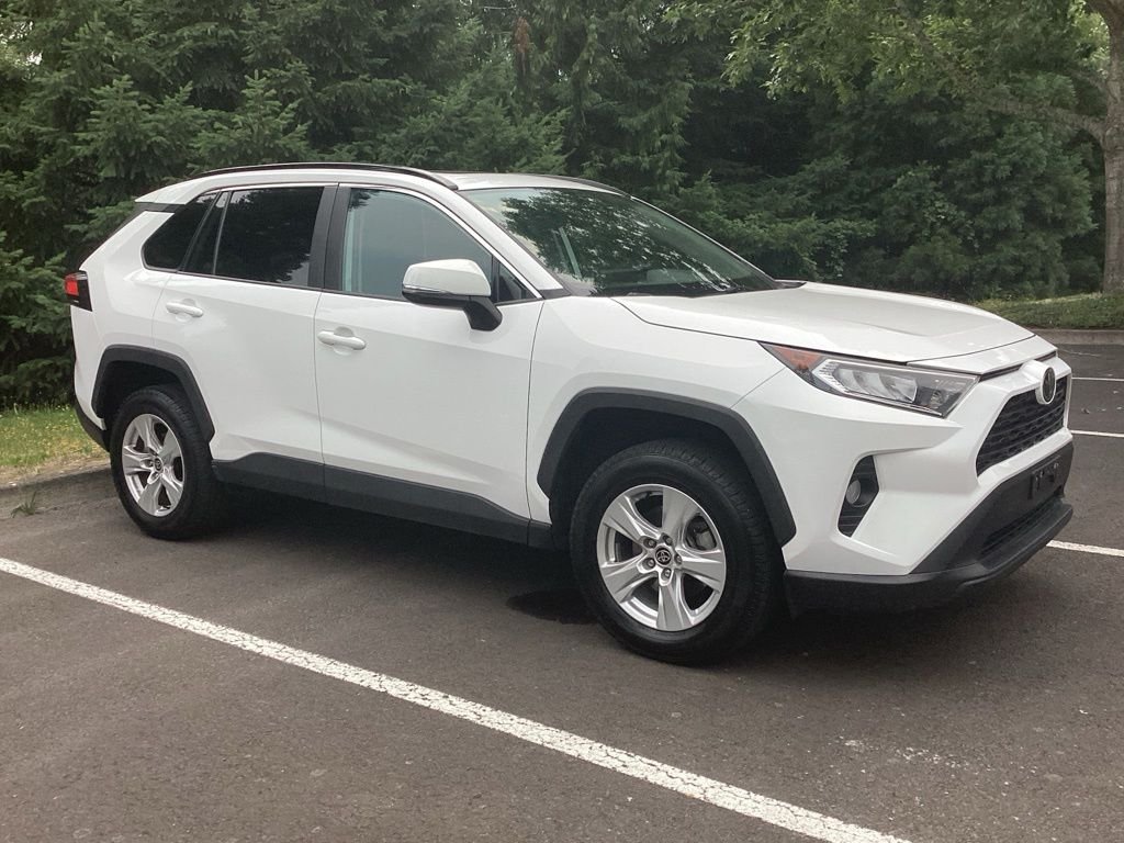 Used 2021 White Toyota XLE image 8
