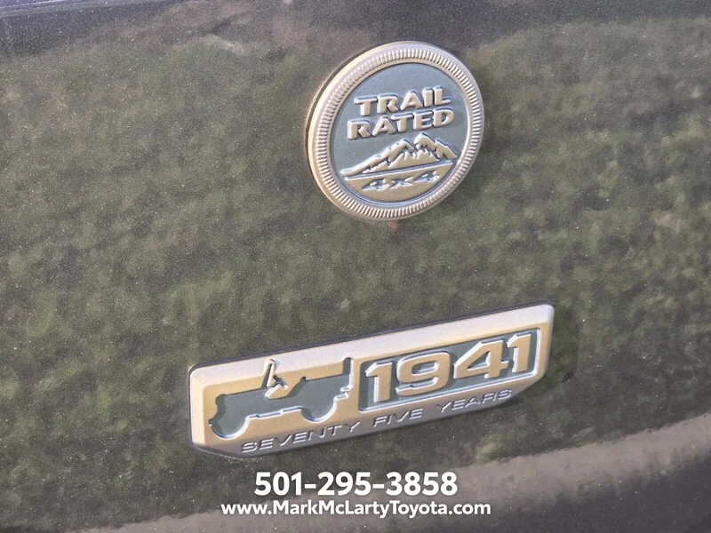 Used 2017 Crystal Metallic JEEP UNLIMITED SAHARA image 6