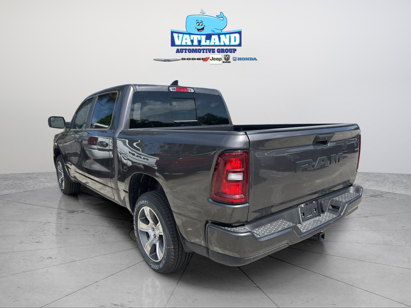 New 2026 Granite Crystal Metallic Clear-Coat Exterior Paint RAM Express image 3