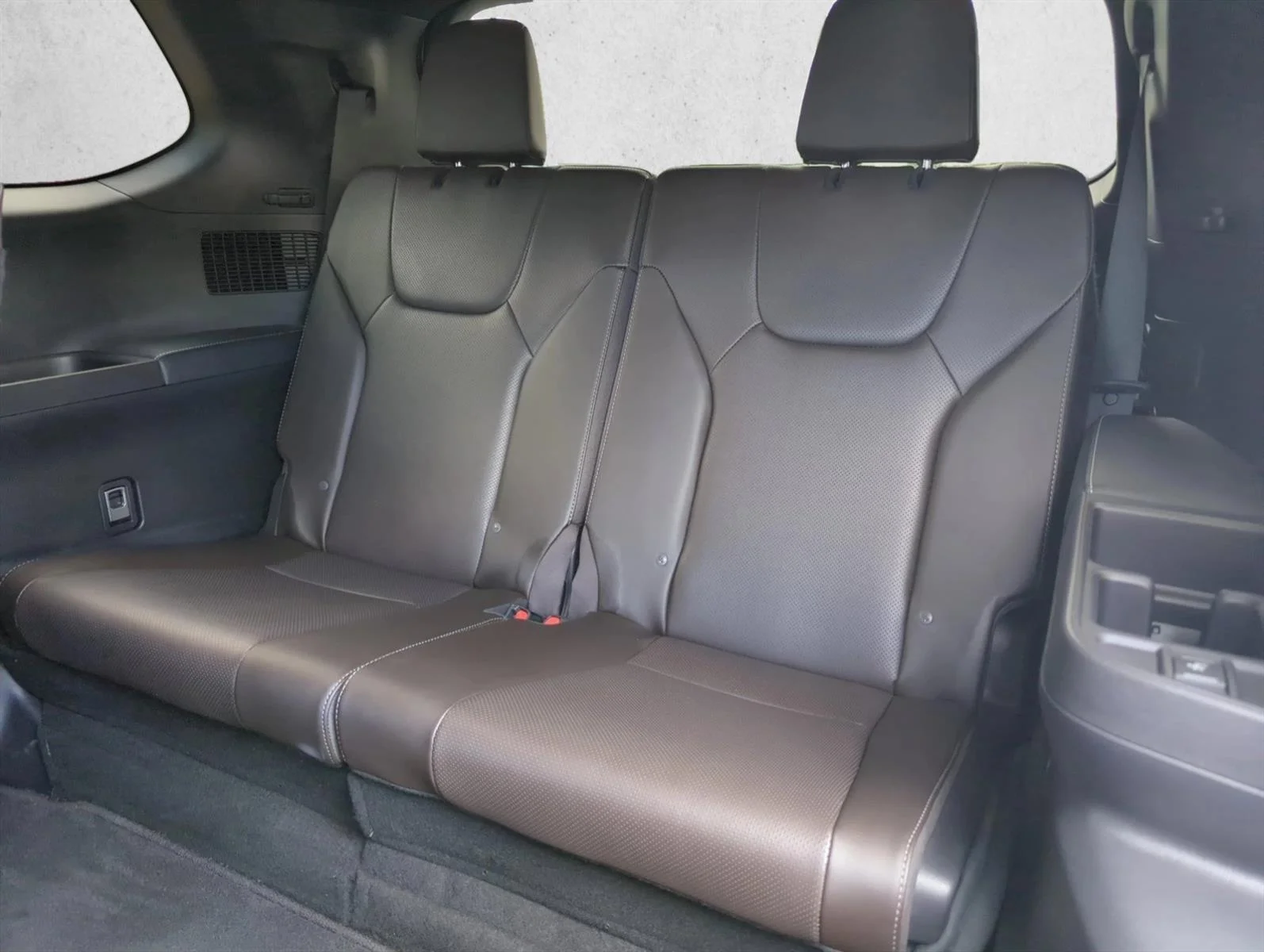 Used 2025 Celestial Silver Metallic Lexus TX 350 Premium image 22