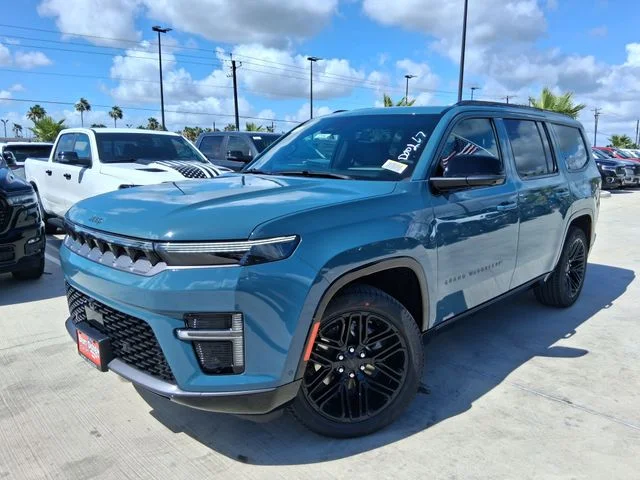 New 2026 Steel Blue Exterior Paint Jeep Limited Reserve image 3