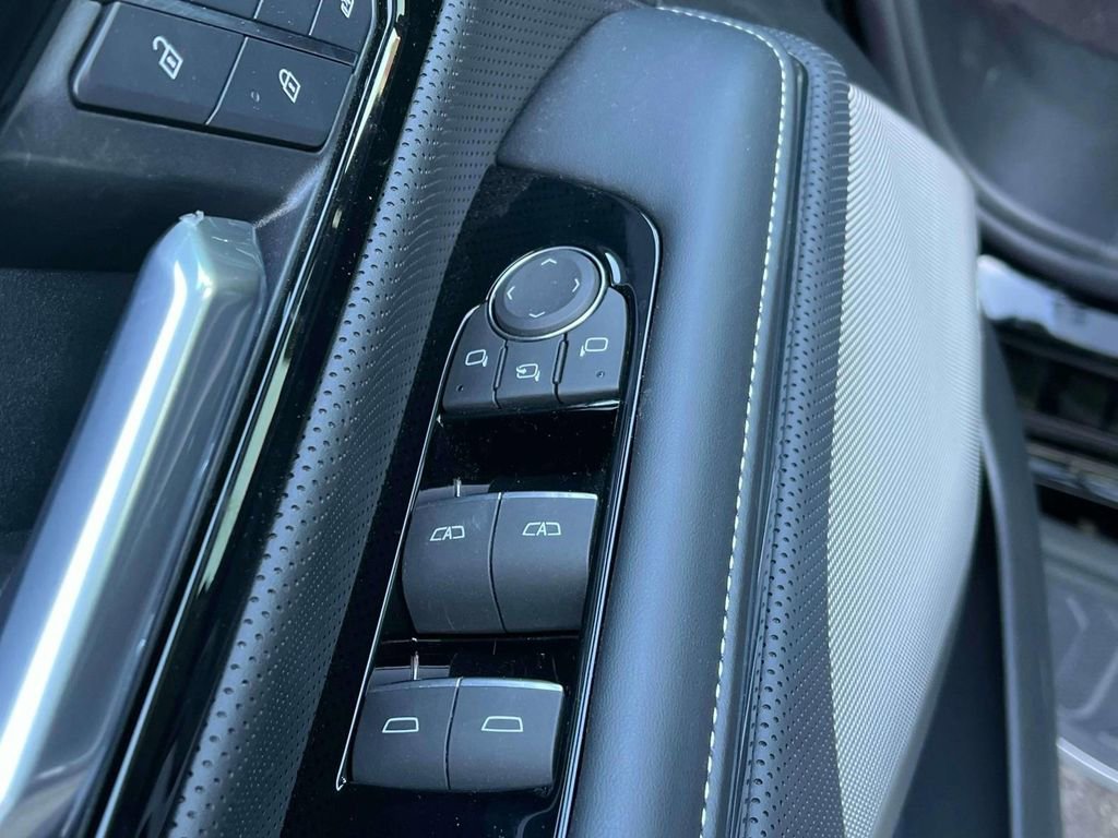2025 GMC Sierra EV Denali - Photo 19