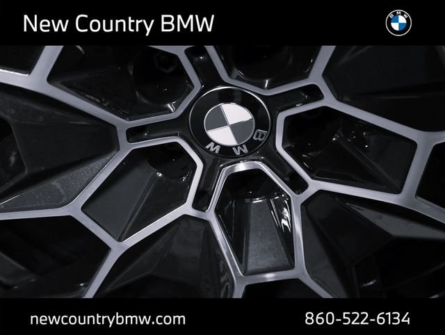 2026 BMW X7 M60i - Photo 8