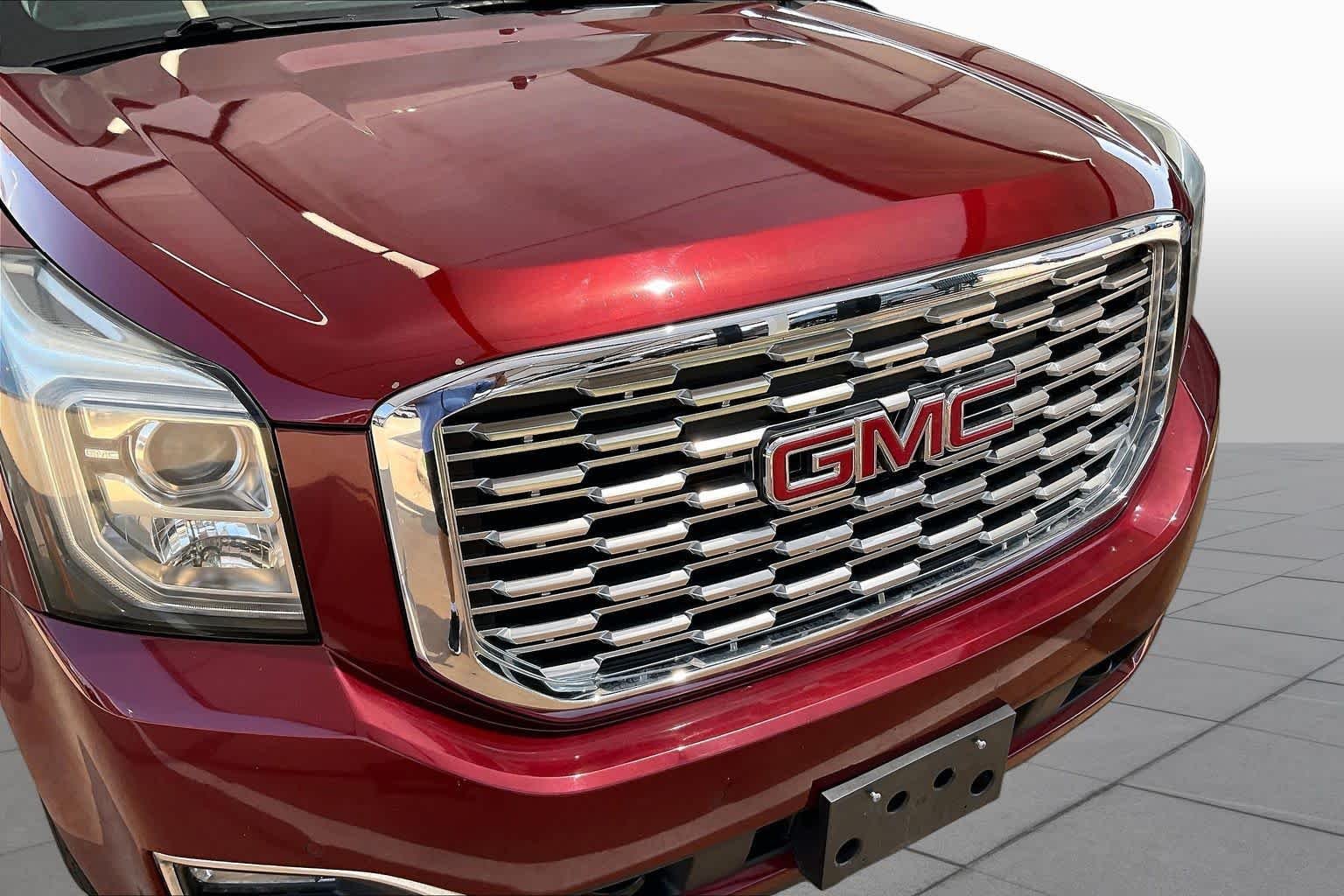 Used 2020 Crimson Red Tintcoat GMC Denali image 27