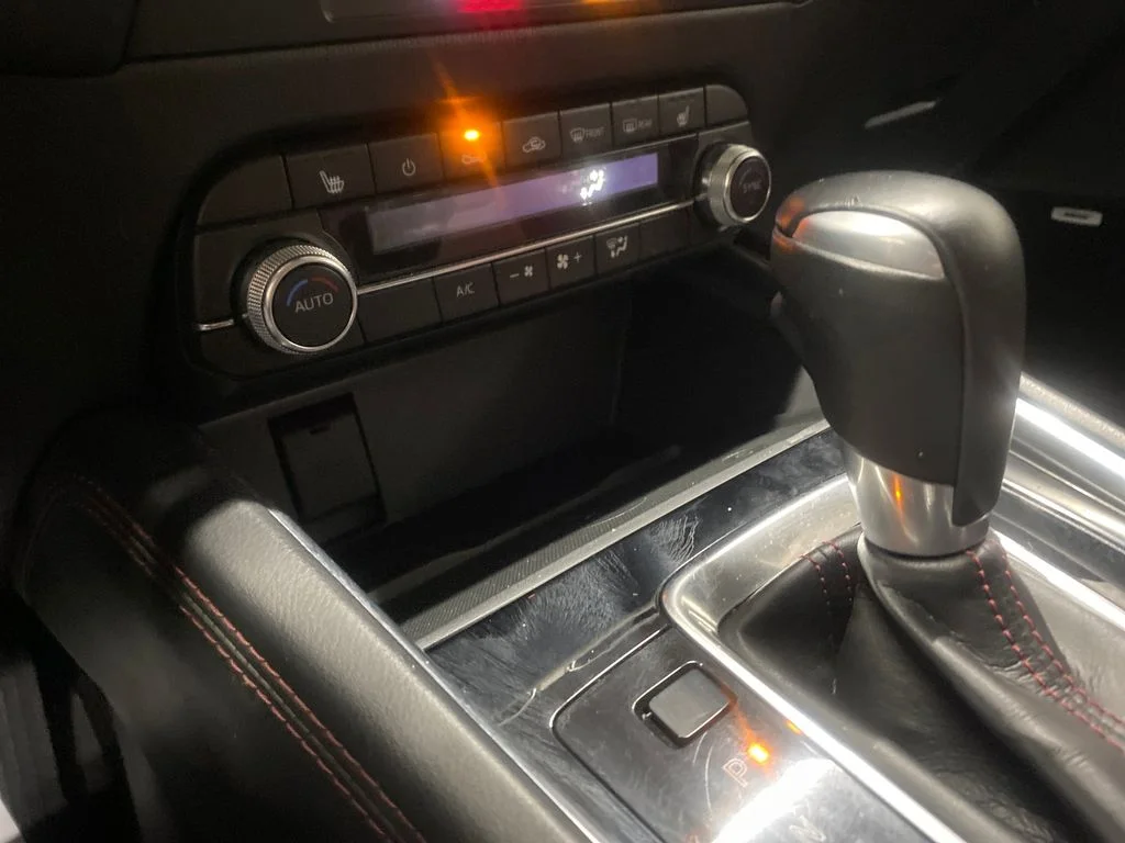 Certified Used 2025 Gray Mazda 2.5 S Carbon Edition image 25