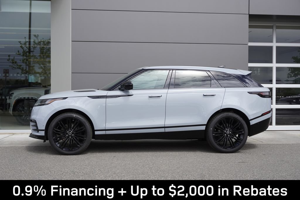 New 2026 Arroios Grey Land Rover Dynamic SE image 8