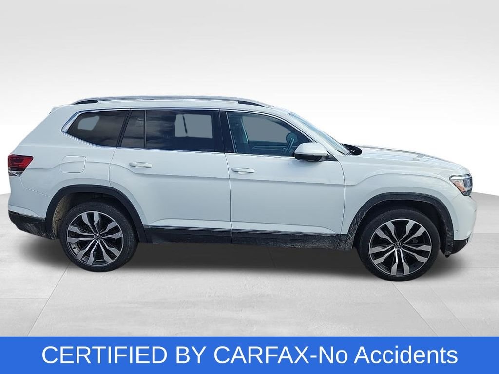 Used 2021 Volkswagen Atlas SEL Premium with VIN 1V2TR2CA7MC554805 for sale in Northfield, Minnesota