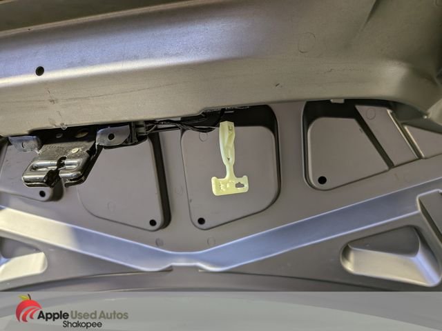 Used 2002  Ford V6 image 8