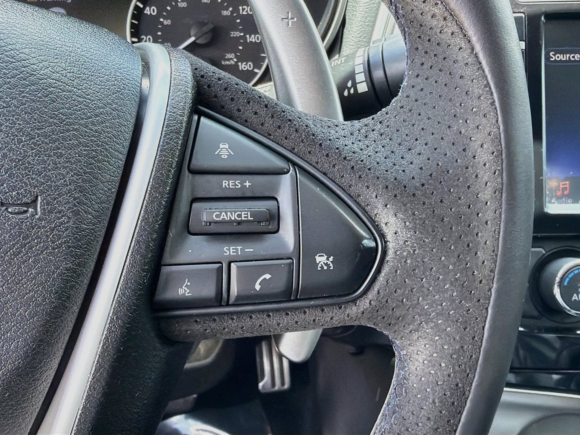 Used 2017 Pearl White Nissan SR image 36