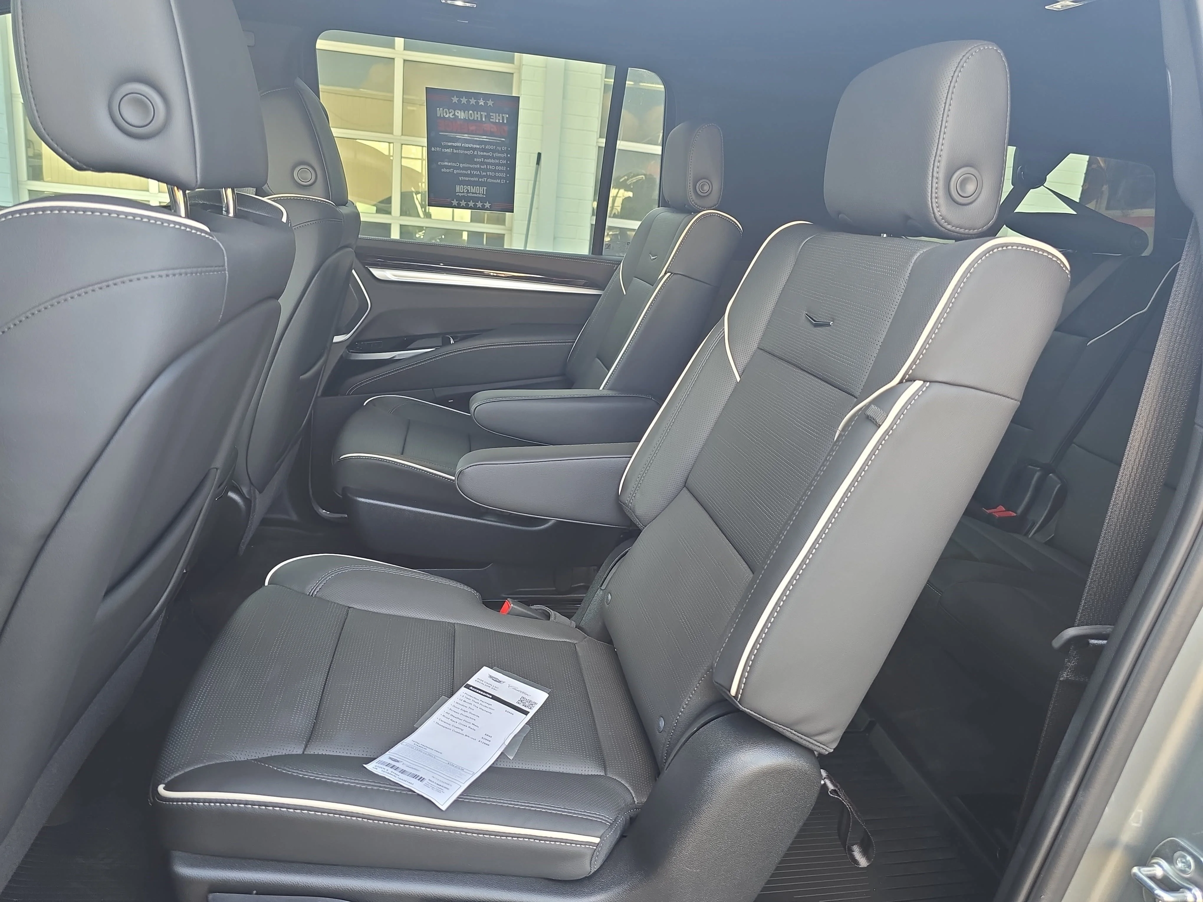 2025 Cadillac Escalade ESV Premium Luxury - Photo 18