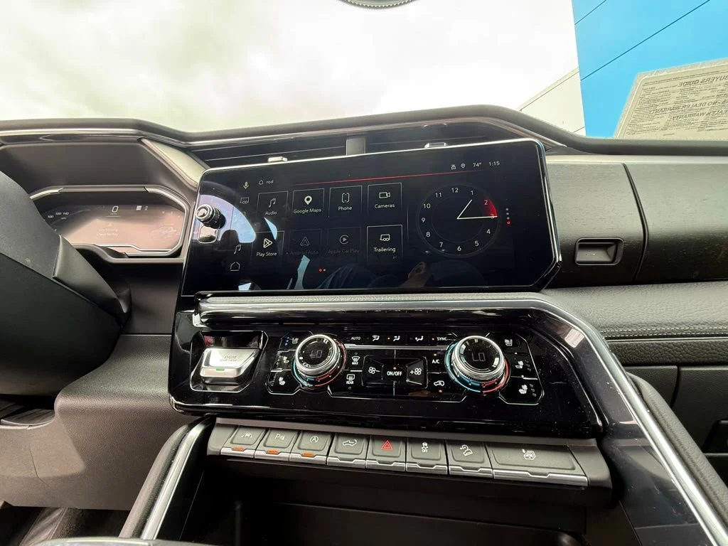Used 2023 Sterling Metallic GMC Denali image 21