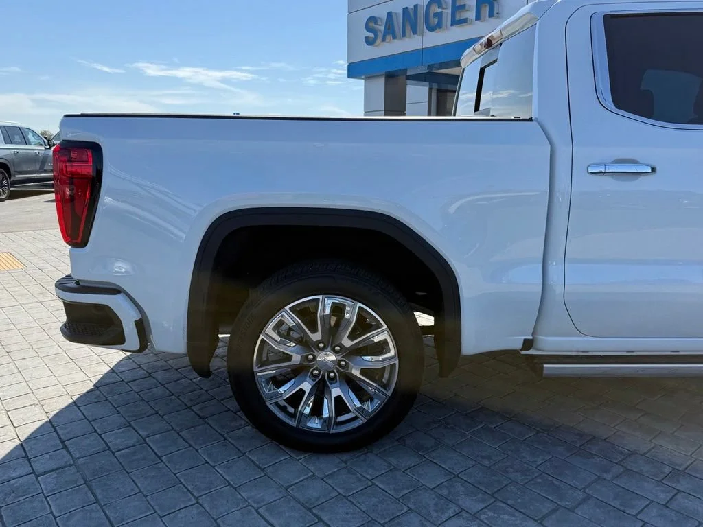 2026 GMC Sierra 1500 Denali - Photo 11