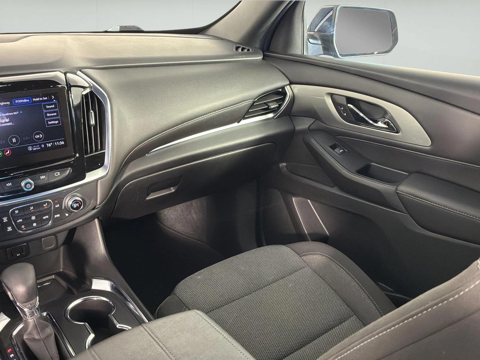 Used 2022 Northsky Blue Metallic Chevrolet LT Cloth image 18