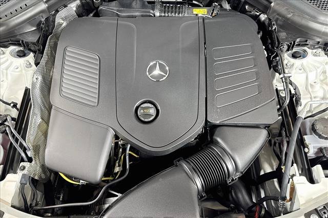 New 2026 Polar White Mercedes-Benz GLC 300 image 56