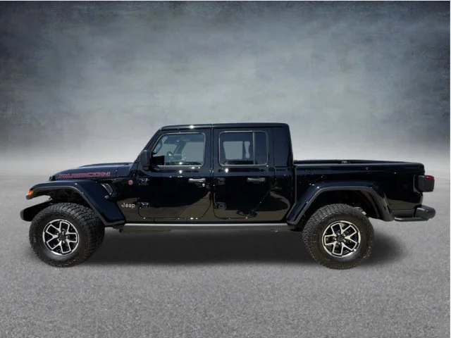New 2026 Black Clear-Coat Exterior Paint Jeep Rubicon image 5