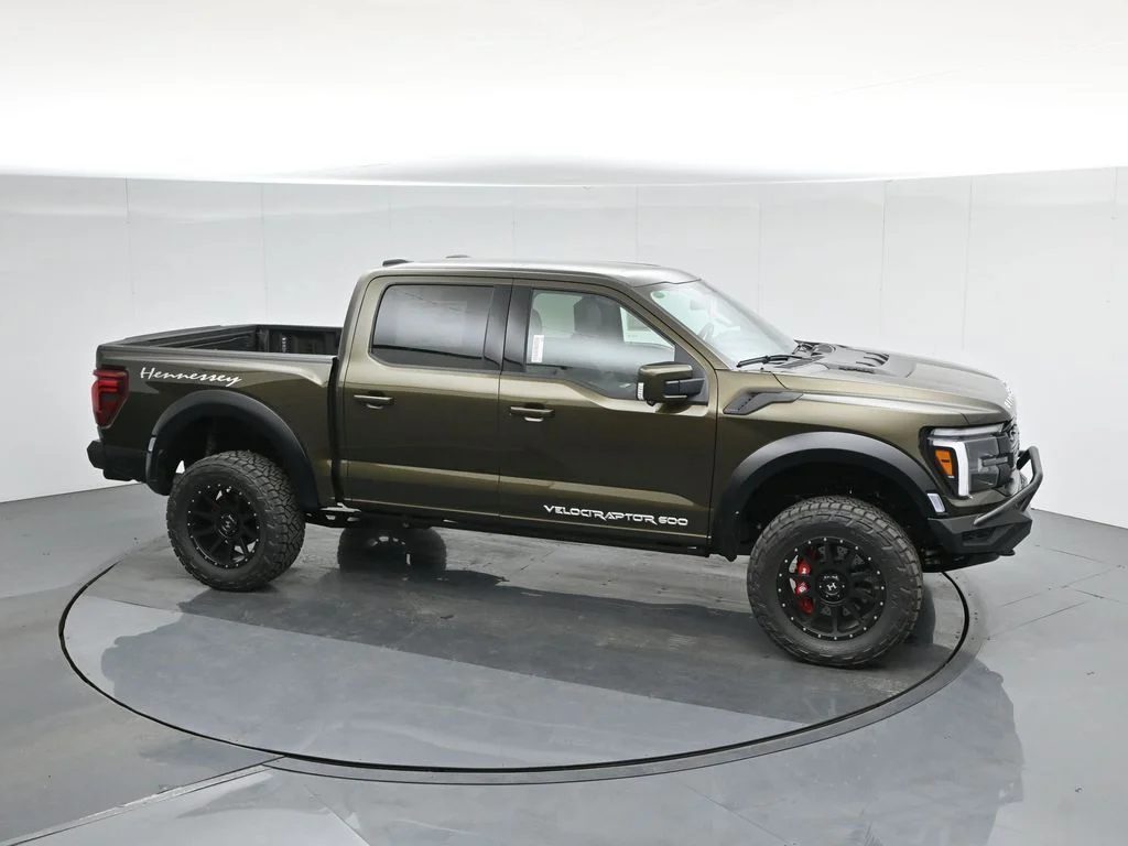 New 2025 Shelter Green Ford Raptor image 56