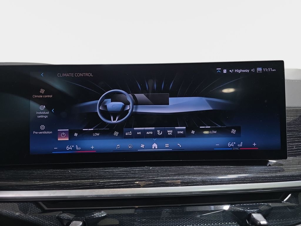 Used 2026 Skyscraper Grey Metallic BMW xDrive40i image 24