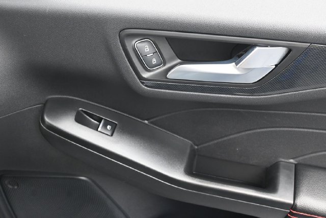 Used 2025 Silver Metallic Ford ST-Line image 33