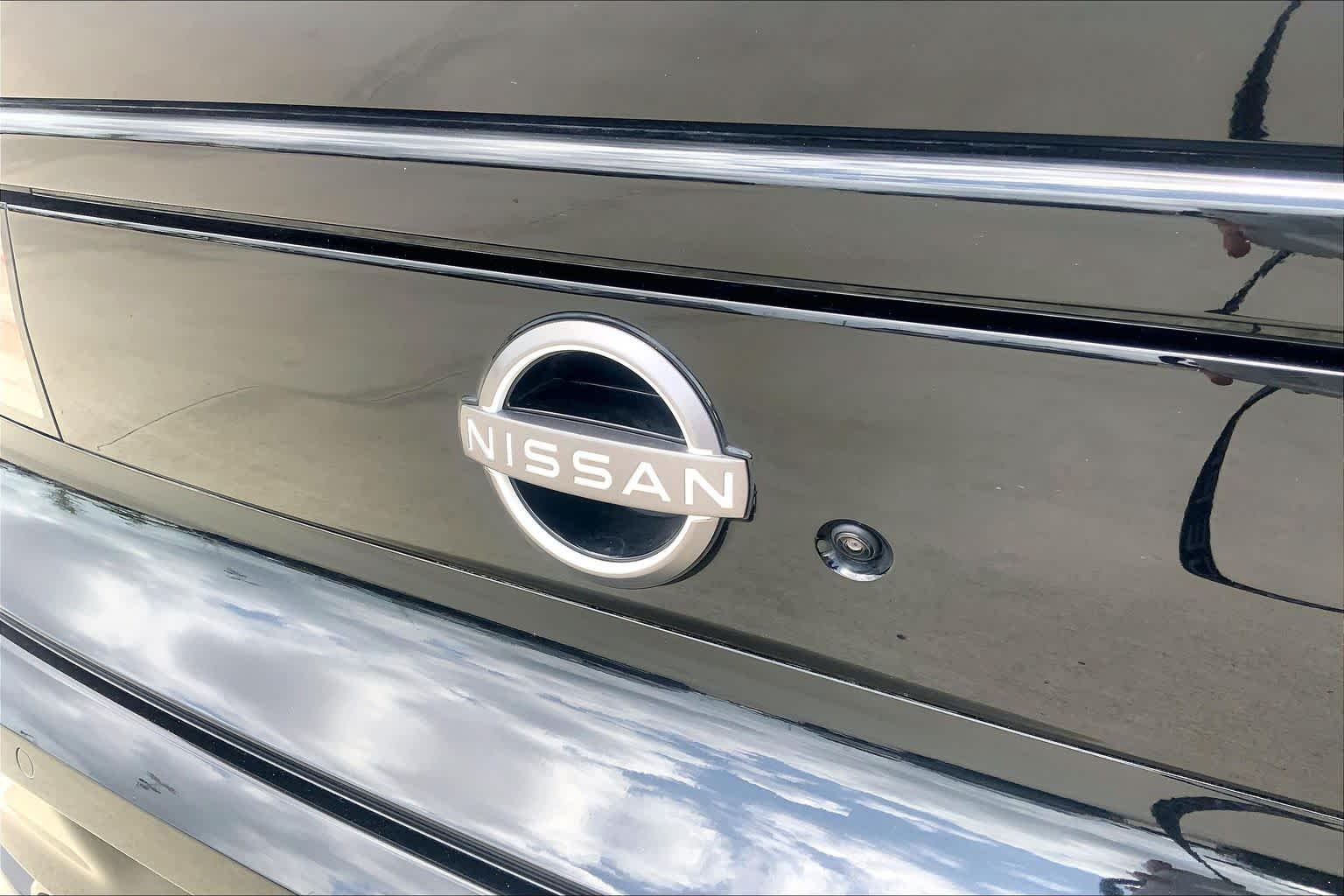 Used 2025 Black Diamond Pearl Nissan Performance image 26