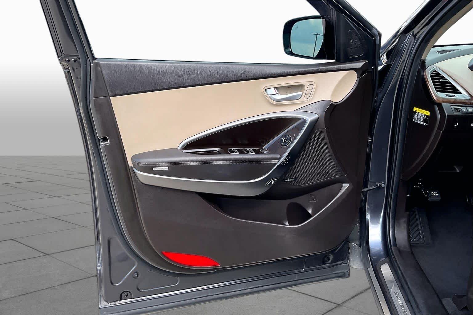 Used 2018 Platinum Graphite Hyundai 2.4L image 21