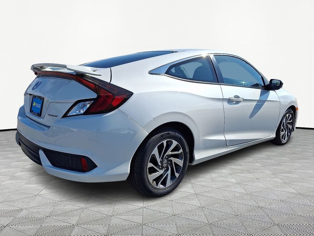 Used 2019  Honda LX image 7