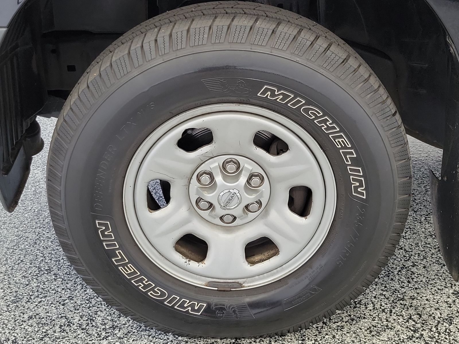 Used 2015 Black Nissan S image 5