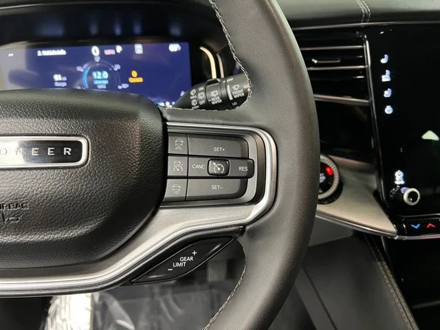 2023 Jeep Wagoneer Series II - Photo 30