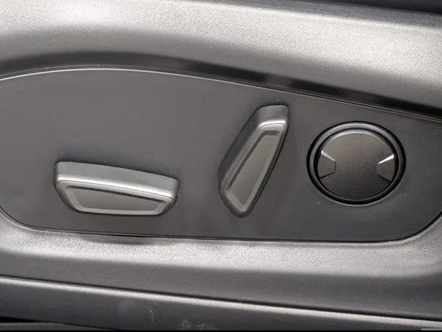 New 2027 Avalanche Gray Ford ST-Line image 42