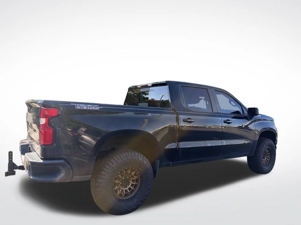 Used 2021 Black Chevrolet LT Trail Boss image 6