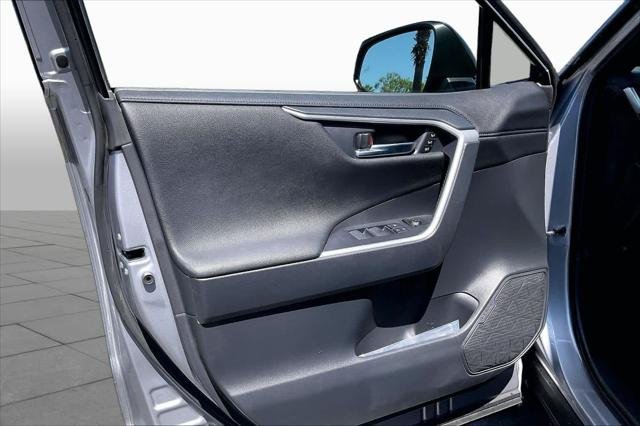 Certified Used 2024 SILVER SKY MET W/BLK Toyota  image 20