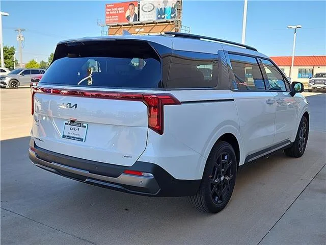 New 2026 Snow White KIA SX Passenger image 3