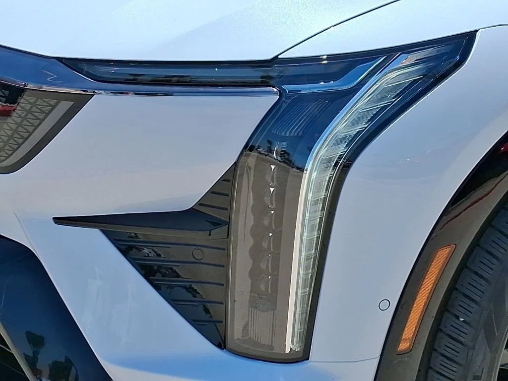 2026 Cadillac OPTIQ Sport - Photo 7