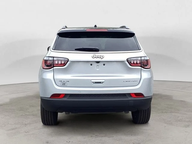 New 2026 Silver Jeep LIMITED 4X4 image 5