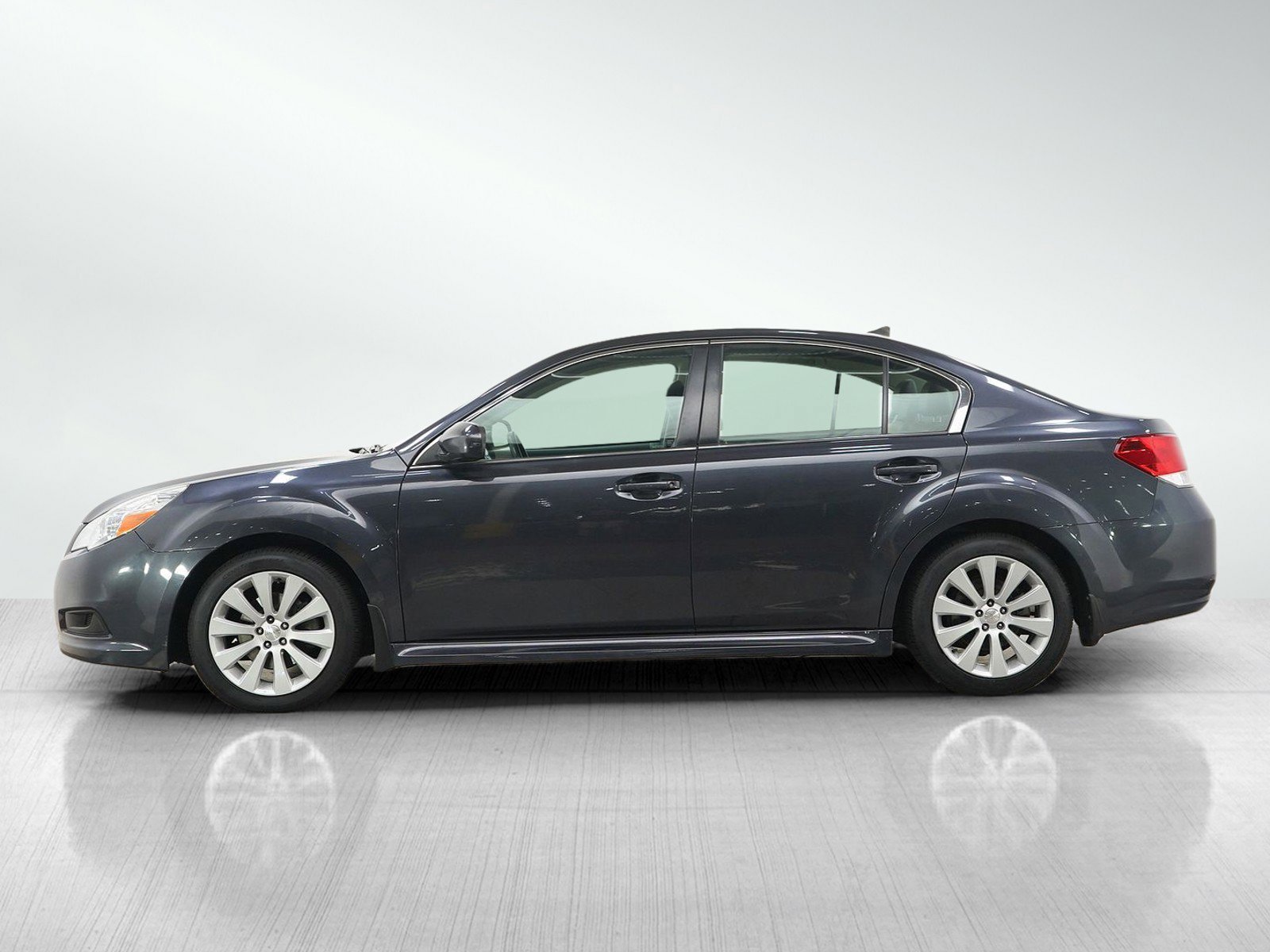 Used 2011 Subaru Legacy I Limited with VIN 4S3BMCK63B3236613 for sale in South Saint Paul, Minnesota