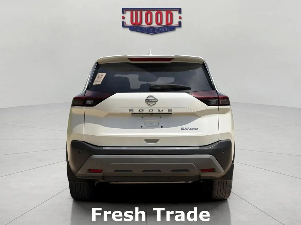 Used 2023 Pearl White Tricoat Nissan SV image 6