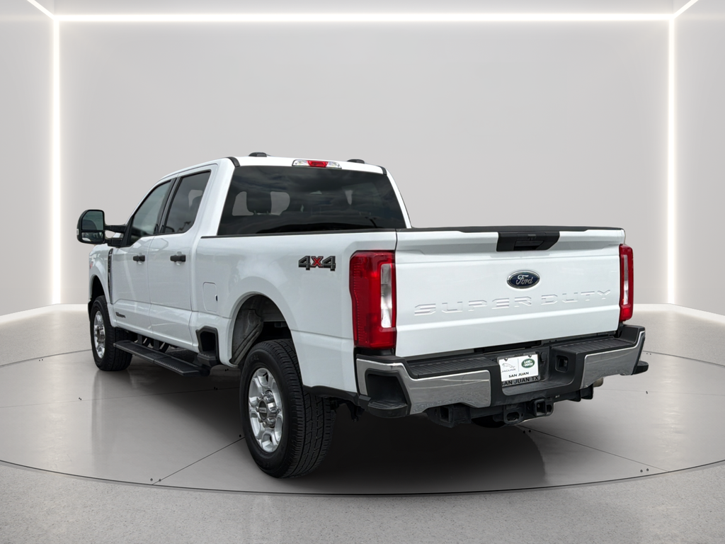 Used 2025 White Ford XLT image 13