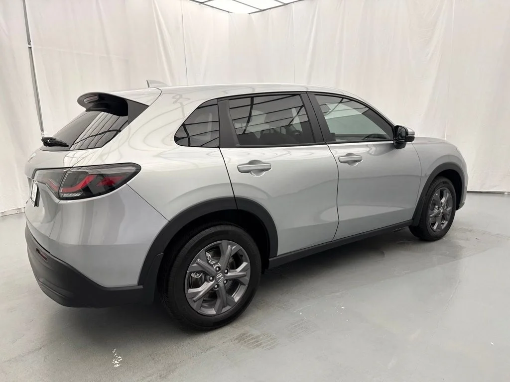 New 2027 Solar Silver Metallic Honda LX image 12