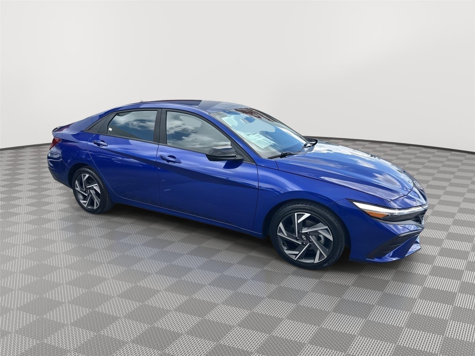 Used 2025 Intense Blue Hyundai SEL Sport image 3