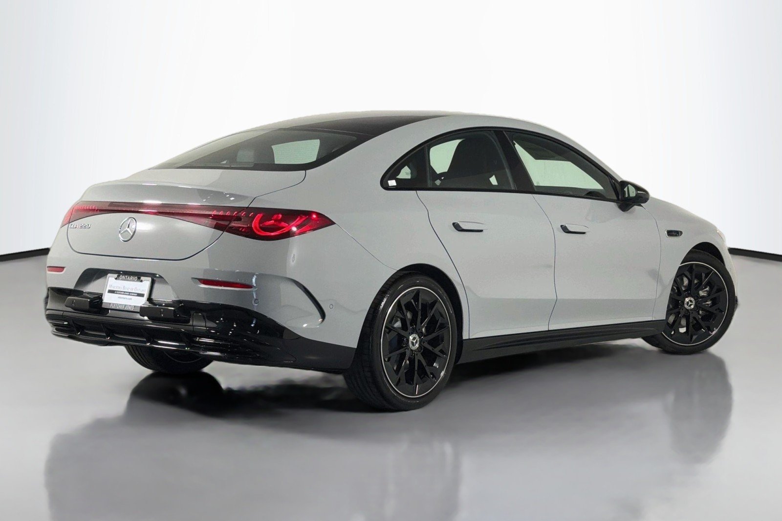 New 2027 MANUFAKTUR Alpine Grey Mercedes-Benz CLA 220 Hybrid image 11
