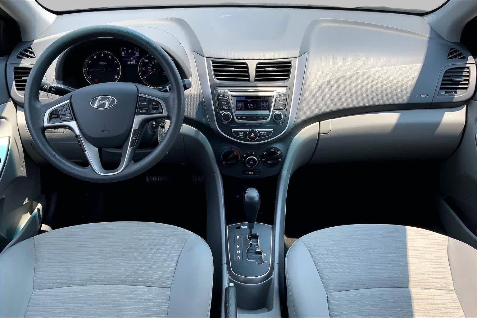 Used 2016 Ultra Black Pearl Hyundai SE image 14