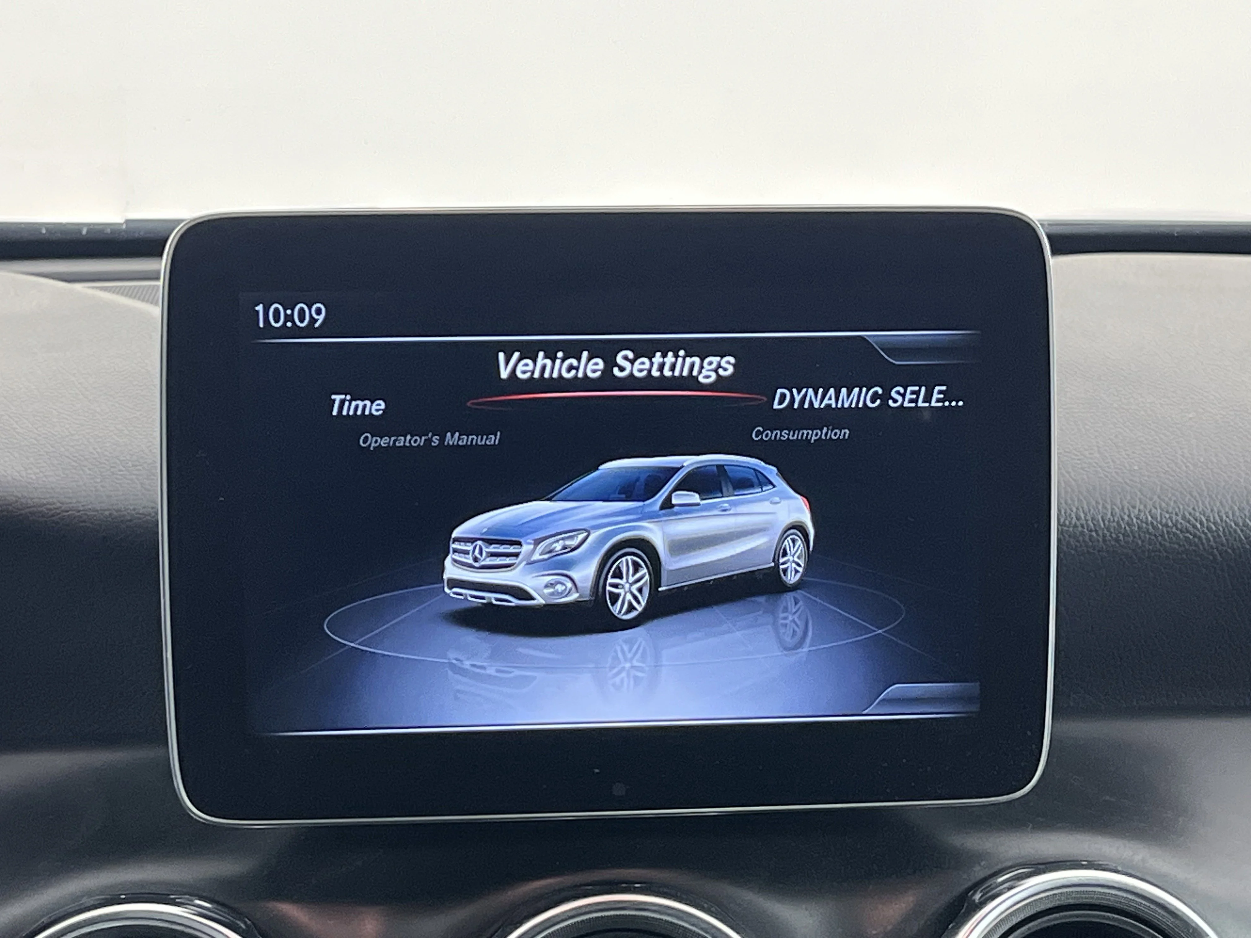 Used 2019 Mountain Grey Metallic Mercedes-Benz GLA 250 image 15