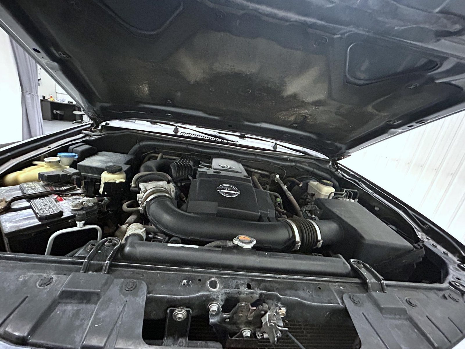 Used 2018 Gray Nissan SV image 23