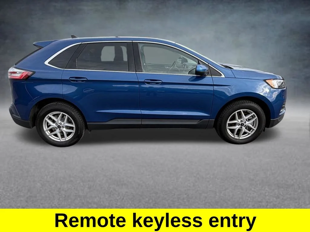 Used 2024 Blue Ford SEL image 7
