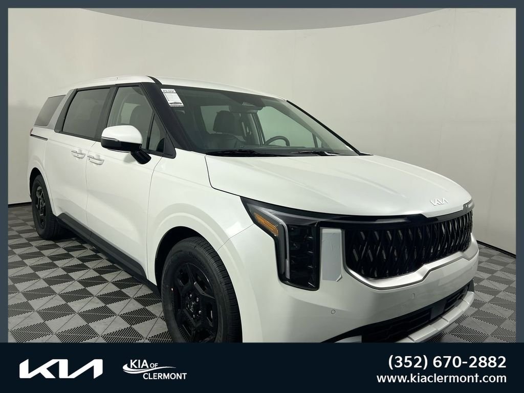 2026 Kia Sedona LX's photo
